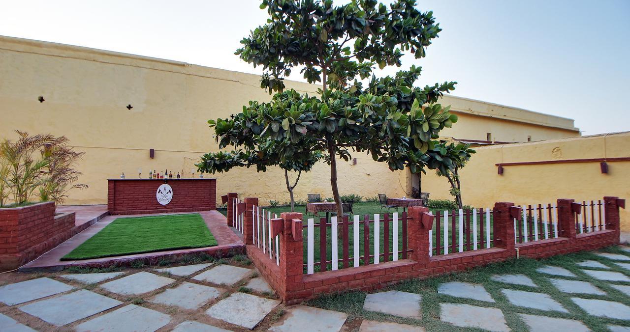 Jawai Castle Resort - A Heritage Hotel In Jawai Leopard Reserve Bisalpur Buitenkant foto