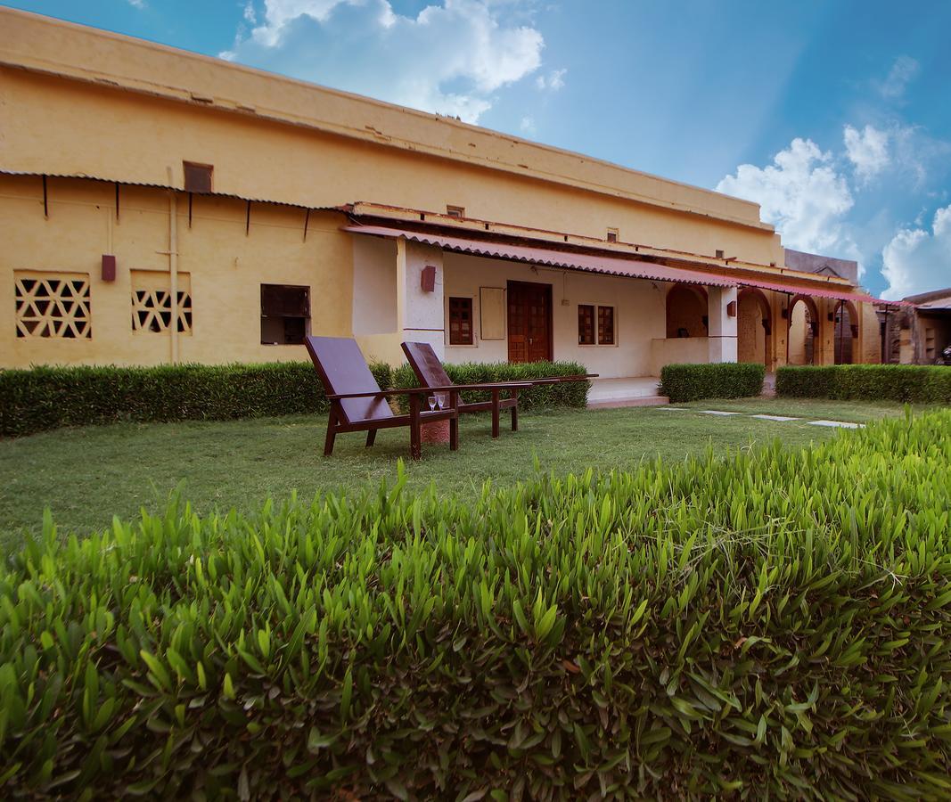 Jawai Castle Resort - A Heritage Hotel In Jawai Leopard Reserve Bisalpur Buitenkant foto