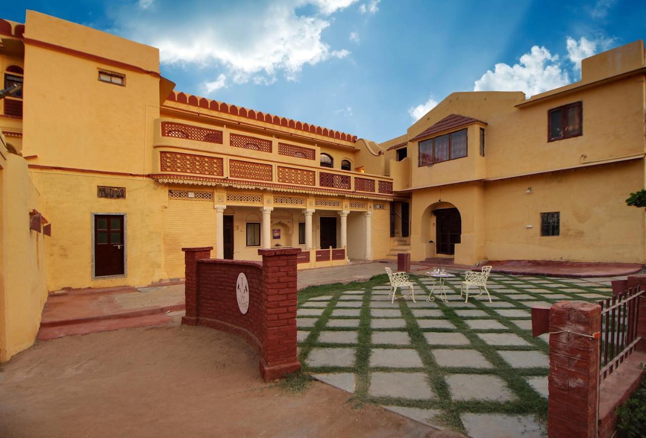 Jawai Castle Resort - A Heritage Hotel In Jawai Leopard Reserve Bisalpur Buitenkant foto